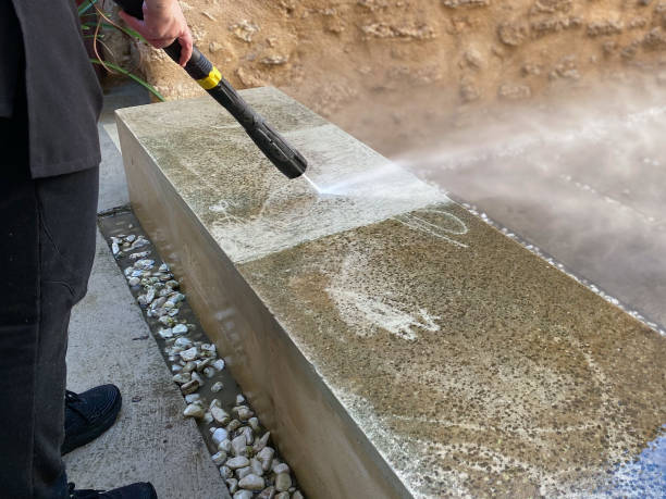 Best Garage Pressure Washing  in South Uniontown, PA